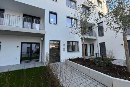 2-Zimmer-Wohnung mit EBK und Terrasse im ruhigen Innenhof! - Nürnberg Gostenhof