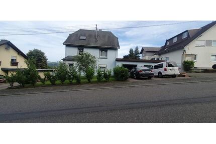 Einfamilienhaus in Kroppach - 150.000,00&nbsp;EUR Kaufpreis, ca.&nbsp; 120,00&nbsp;m&sup2; in Helmenzen (PLZ: 57612)