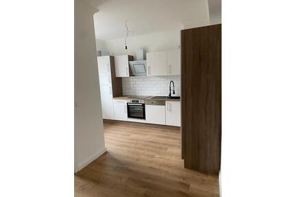 helle, sanierte 2-Zimmer-Wohnung in ruhiger Lage, zentrumsnah - Neumünster