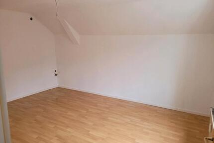 Große 3,5 Zimmer Wohnung zentral in Krumbach - Krumbach (Schwaben)
