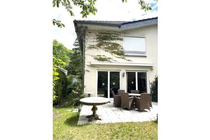 Haus zum Kaufen in Kleinmachnow 849.000,00 € 140 m²