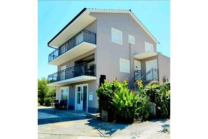 Ferienhaus 200 m zum Strand, bis zu 12 Personen - Straubing