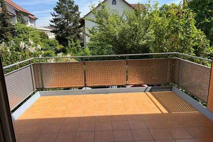 Wunderschöne 4-Zimmer-Wohnung mit Balkon in Weil am Rhein