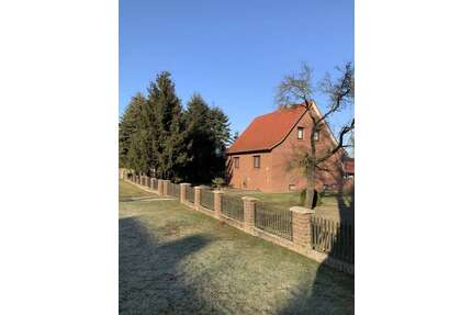Haus zum Kaufen in Rhinow 210.000,00 € 93 m²