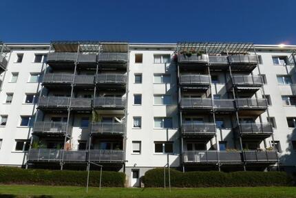 GEMÜTLICHes Pärchen-NEST mit SÜDBALKON und ERZGEBIRGSBLICK im GRÜNen - Chemnitz Rabenstein
