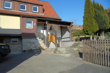 Großes Einfamilienhaus mit Scheune und Nebengebäuden - Bad Brückenau