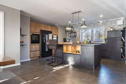 Haus zum Kaufen in Meyn 649.000,00 € 179.14 m²