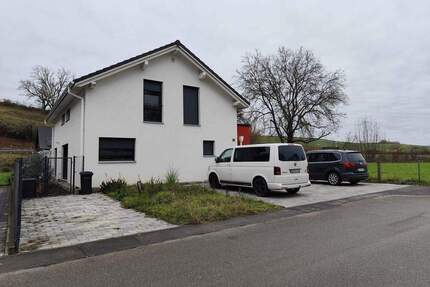 Freistehendes Einfamilienhaus mit Wohlfühlcharakter - Meckesheim Mönchzell