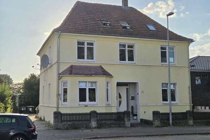 Haus zum Kaufen in Bergen 409.000,00 € 280 m²