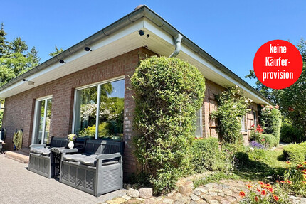 HORN IMMOBILIEN + Einfamilienhaus im Bungalowstil mit parkähnlichem Grundst. 5 km bis Neubrandenburg - Burg Stargard