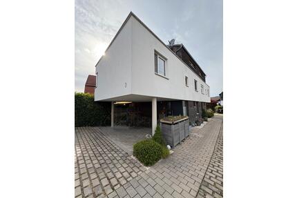 Modernes Massivbau Haus in Deizisau mit Dachterrasse & viel Platz