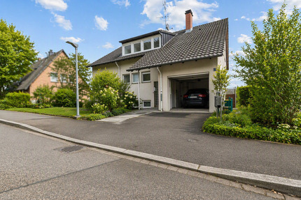 Haus zum Kaufen in Singen 765.000,00 € 293 m²