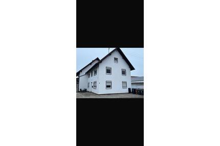 Doppelhaushälfte - 395.000,00&nbsp;EUR Kaufpreis, ca.&nbsp; 120,00&nbsp;m&sup2; in Kirchheim In Schwaben (PLZ: 87757)