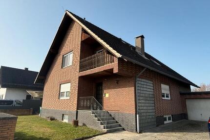 Zweifamilienhaus in Hofgeismar-Hümme provisionsfr. Gasheizung neu