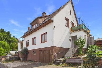 Haus zum Kaufen in Arenrath 195.000,00 € 204 m²