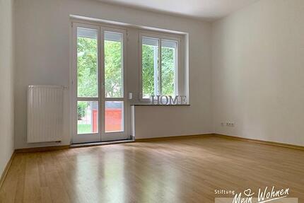 Großzügig geschnittene 2-Raumwohn. mit Balkon & Tageslichtbad - Chemnitz Bernsdorf