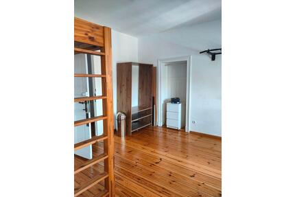 Grosses helles WG Zimmer nahe Schlossstrasse in Steglitz - Berlin Steglitz-Zehlendorf