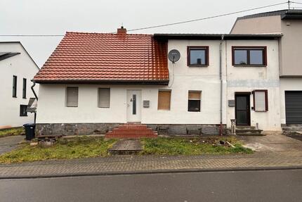 Doppelhaushälfte zu vermieten - 750,00&nbsp;EUR Kaltmiete, ca.&nbsp; 136,00&nbsp;m&sup2; in Schiffweiler (PLZ: 66578)