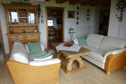 Freundliche helle 4-Zi.- Wohnung 2 km südlich von WasserburgInn - Eiselfing