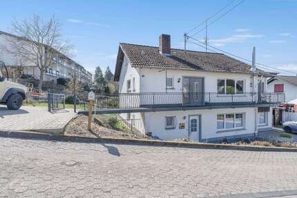 Haus zum Kaufen in Ehlscheid 269.000,00 € 200 m²