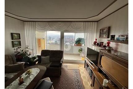 SEHR GEPFLEGT MIT BLICK INS GRÜNE - Waldbronn