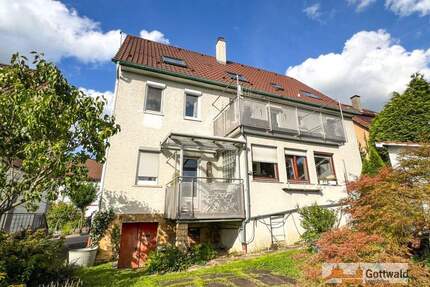 Attraktive 3-Zimmer-DG-Wohnungen mit Ausbaupotenzial - zentral in Plochingen