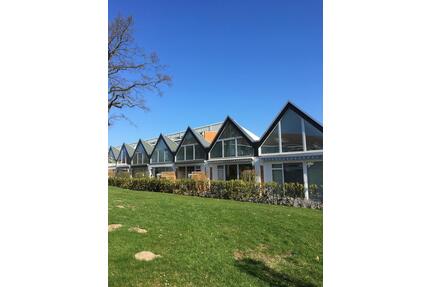 Grömitz☀️ Saisonmiete 2 Zi Ferienhaus mit Pool, Sauna, Garten,Terrasse frei