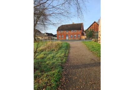 Fachwerk-Ensemble - Selbstversorgerhof mit zwei Wohnhäusern - Wustrow (Wendland)