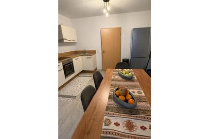 Helle 3-Zimmer-Dachgeschosswohnung, Wohnküche, modernes Bad - Gelsenkirchen Gelsenkirchen-Mitte