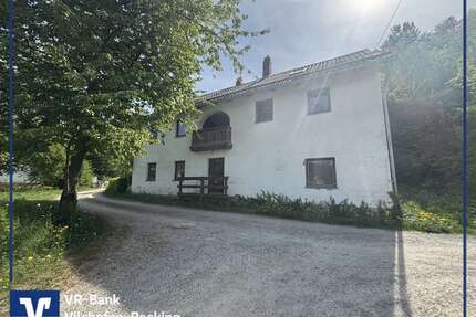 Haus zum Kaufen in Vilshofen Pleinting 199.000,00 € 175 m² - Vilshofen / Pleinting