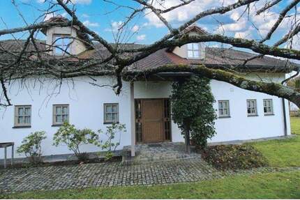 Exklusives Architektenhaus in begehrter Villenlage von Aystetten