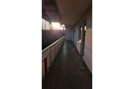 Wohnung in Kraftisried 3,5 Zimmer EBK, Balkon, 2 Garagen - Unterthingau