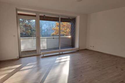 Wohnung zum Mieten in Erlangen 999,00 € 86.83 m²