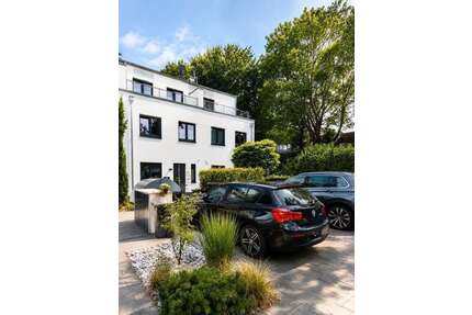 Haus zum Mieten in Köln 2.580,00 € 150 m²