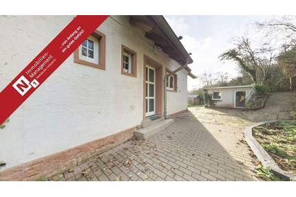 Einfamilienhaus mit Garage und großem Eigentumsgrundstück in Toplage - Kaiserslautern / Morlautern