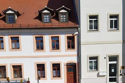 Wohnen in zentraler Lage von Borna - Gepflegtes Stadthaus mit Gar