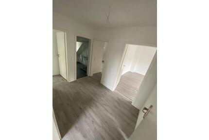 Kernsanierte helle 3,5 Zi.-Wohnung in ruhiger Lage HombergMoers - Duisburg Essenberg