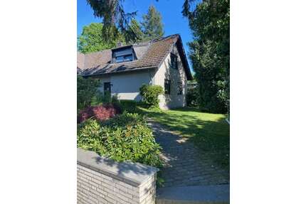 Haus zum Mieten in Roetgen 1.400,00 € 160 m²