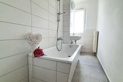 Wohnung zum Mieten in Freiberg 375,00 € 51.3 m²