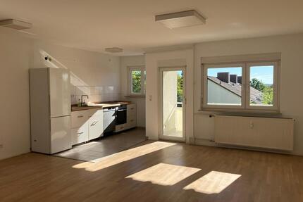 3-Zimmer-Wohnung, Stuttgart Degerloch, Raffstr. 18, hell, ruhig