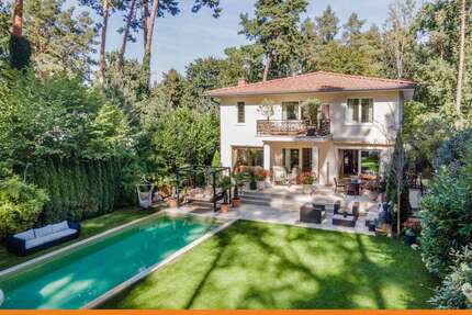 Haus zum Kaufen in Michendorf Wilhelmshorst 2.480.000,00 € 344.3 m² - Michendorf / Wilhelmshorst