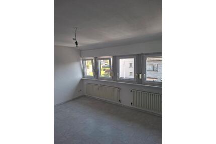 Gemütliche Dachgeschoß Wohnung in Rückeroth. - Ötzingen