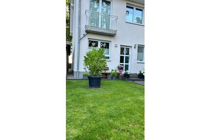 Vermiete Haus in Heiligensee - 2.350,00&nbsp;EUR Kaltmiete, ca.&nbsp; 160,00&nbsp;m&sup2; in Berlin (PLZ: 13465) Reinickendorf