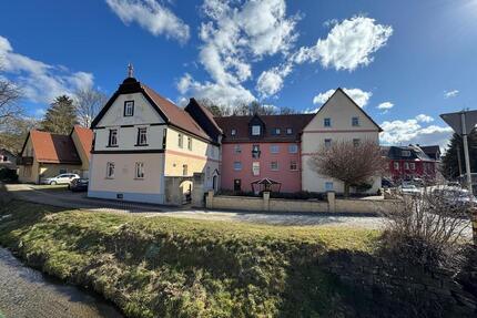 4-Zimmer-Dachgeschosswohnung mit viel Tageslicht in Rastenberg