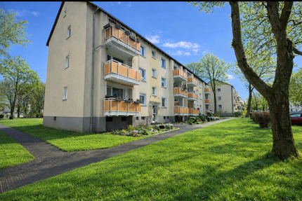Renovierte 2,5-Zimmer-Wohnung mit Balkon und 3-Zimmer-Potenzial in Bochum