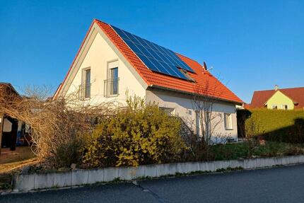 Einfamilienhaus mit Garten - 349.000,00&nbsp;EUR Kaufpreis, ca.&nbsp; 185,00&nbsp;m&sup2; in Oberscheinfeld (PLZ: 91483)