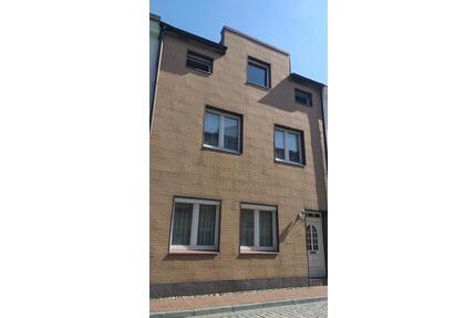 Stadthaus mit Charme & Ausbaureserve – zentral in Parchim