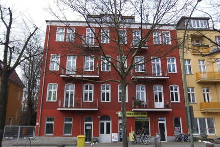 Charmante Altbauwohnung mit großzügigem Hof, Gartenidylle und gewachsener Hausgemeinschaft - Berlin Karlshorst