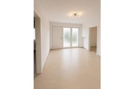 Souterrainwohnung mit Terrasse – wird aktuell renoviert - Steinhagen