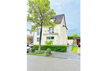 158 m² Maisonette Wohnung über 3 Etagen in Wesseling